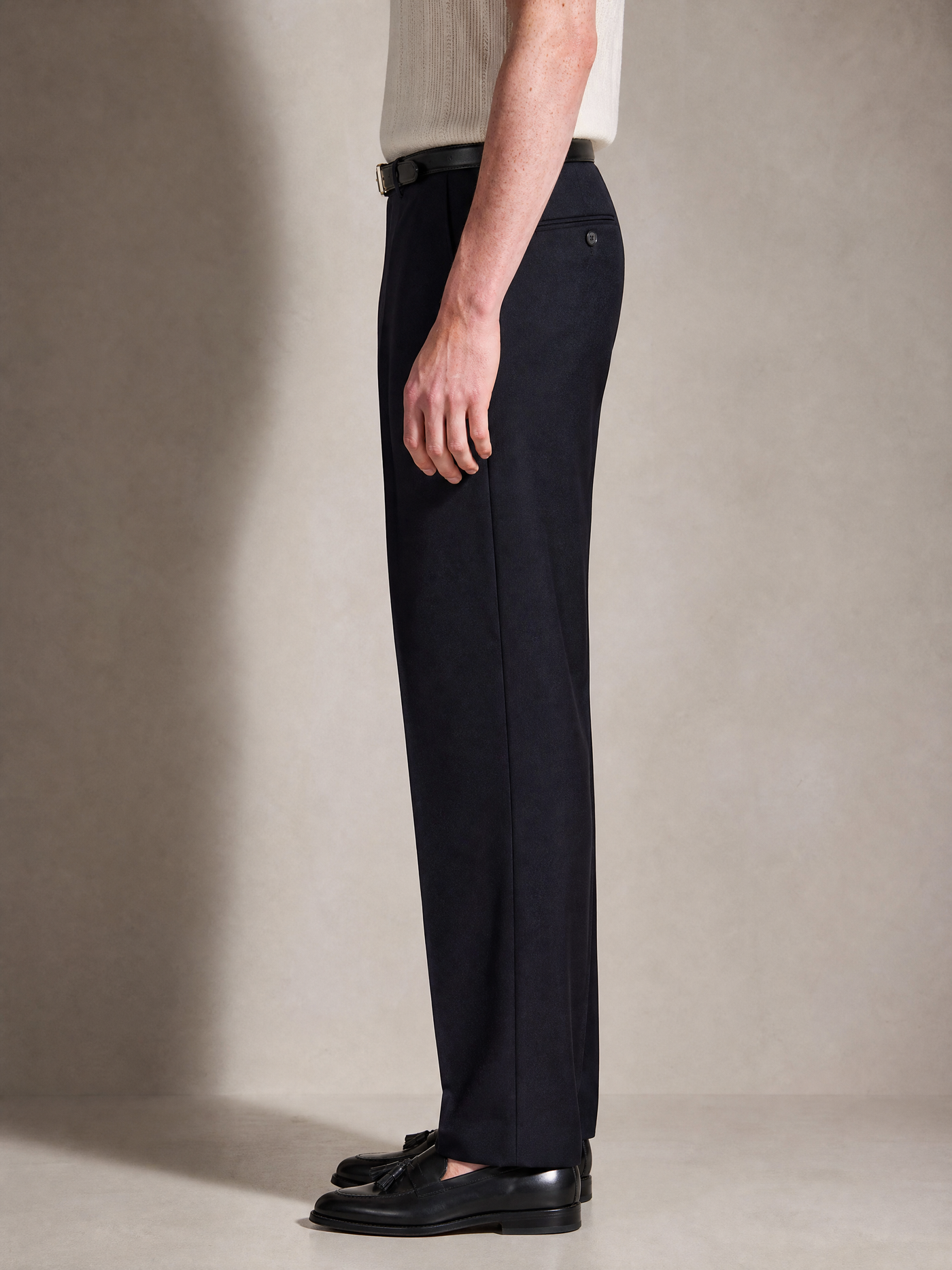 Wool-blend twill trouser in midnight navy — straight leg